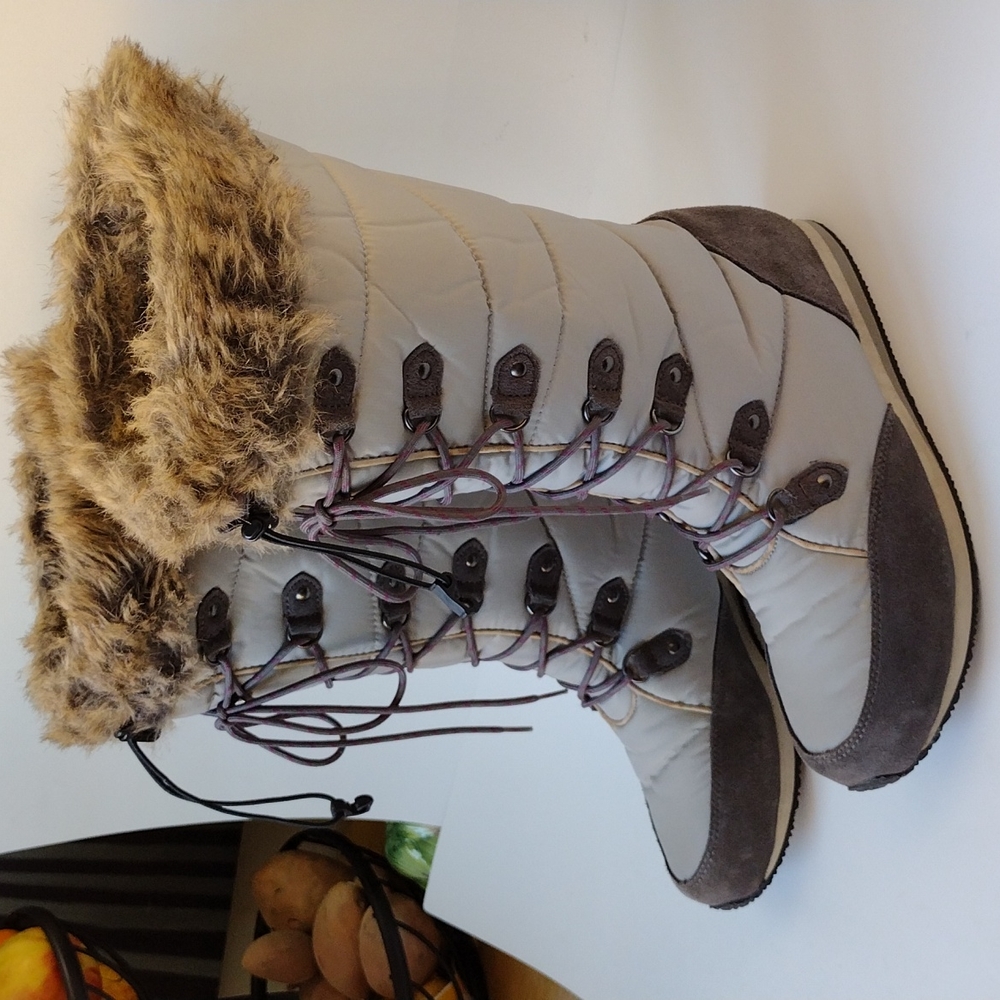 L L Bean, after ski boots, 10.